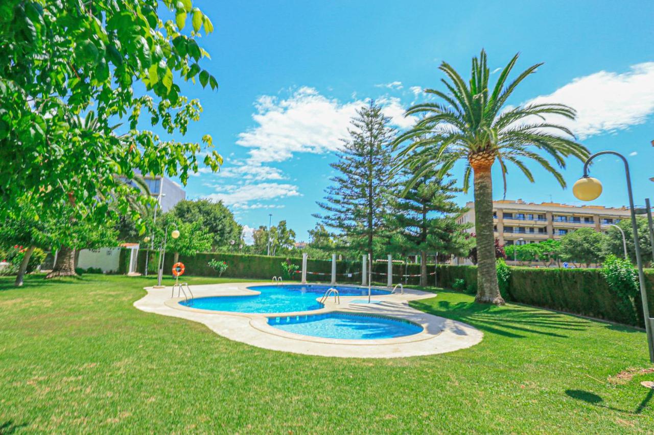 Regata Litoral Costa Dorada - Only Families Apartman Cambrils Kültér fotó