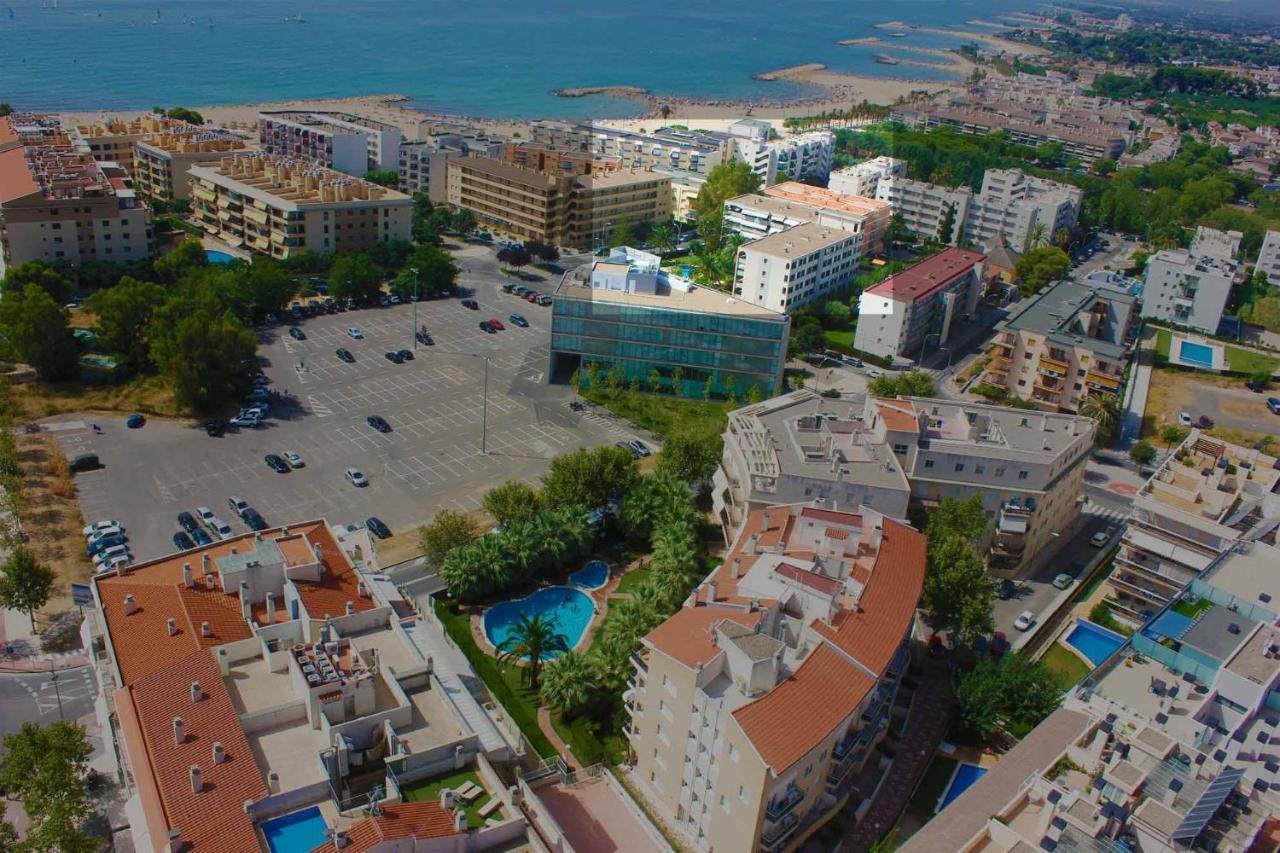 Regata Litoral Costa Dorada - Only Families Apartman Cambrils Kültér fotó